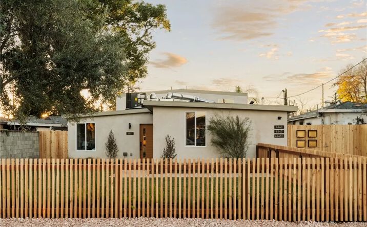 Pictures of Multifamily property located at 6441 Satsuma Avenue, North Hollywood, CA 91606 for sales - image #1