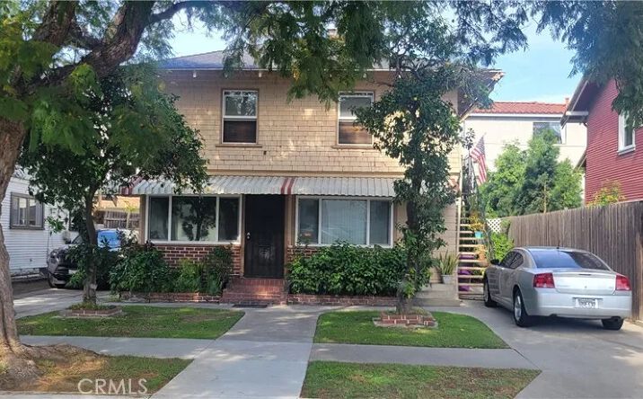Pictures of Multifamily property located at 411 E 8th, Long Beach, CA 90813 for sales - image #1