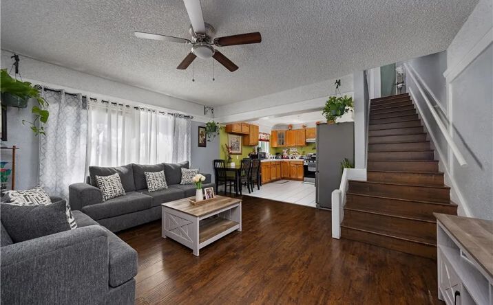 Pictures of Multifamily property located at 643 Elm Avenue, Long Beach, CA 90802 for sales - image #1