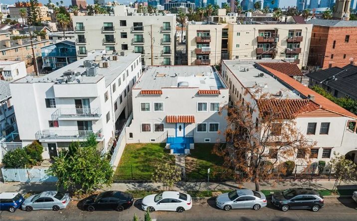 Pictures of Multifamily property located at 1136 Arapahoe, Los Angeles, CA 90006 for sales - image #1