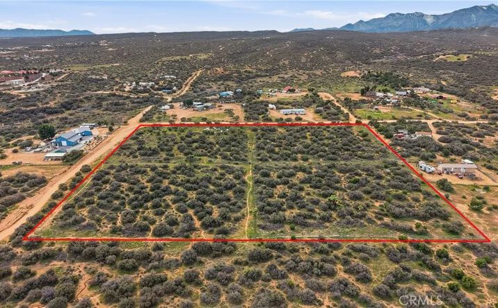 Pictures of Land property located at 7870 Woodcliff, Phelan, CA 92371 for sales - image #1