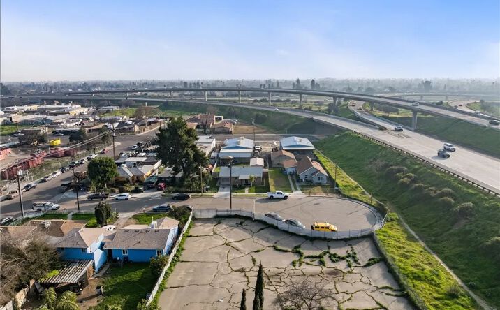 Pictures of Land property located at 4531 E Hammond, Fresno, CA 93703 for sales - image #1