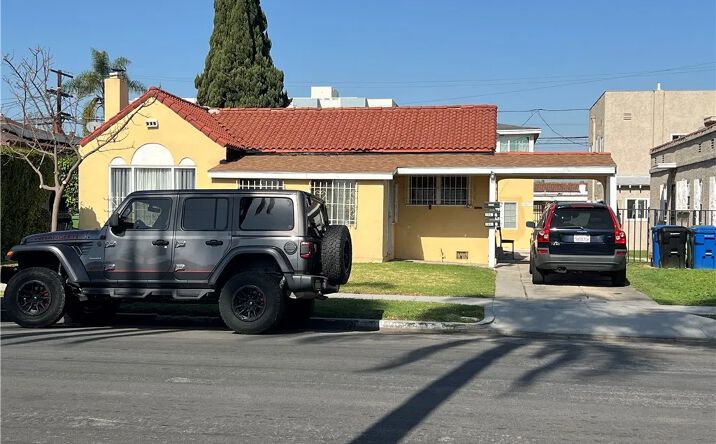 Pictures of Multifamily property located at 1605 W 87th, Los Angeles, CA 90047 for sales - image #1