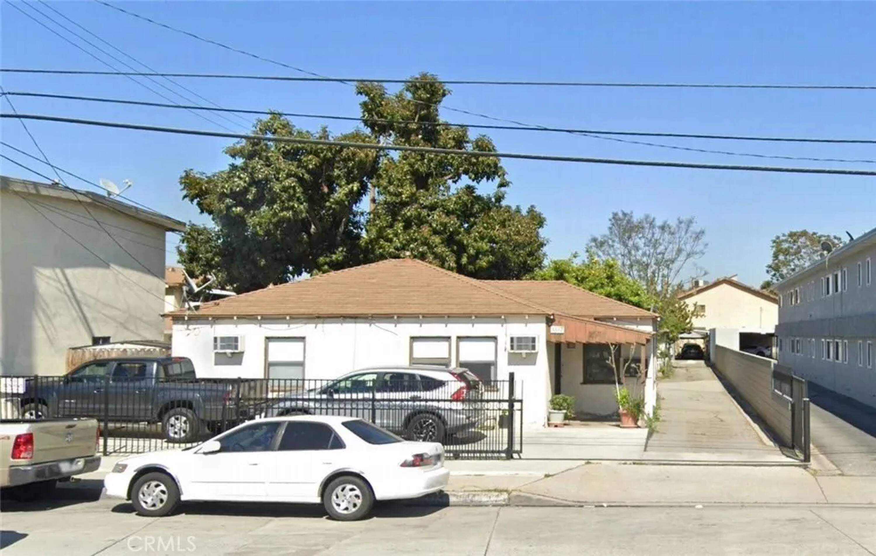 3644 Baldwin  