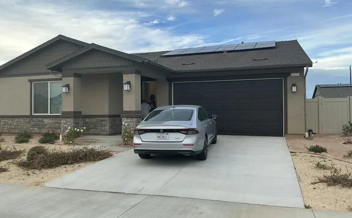 Pictures of Land property located at 3311 Topaz, Lancaster, CA 93535 for sales - image #1