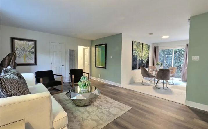 Pictures of Multifamily property located at 534 Broadway, Venice, CA 90291 for sales - image #1