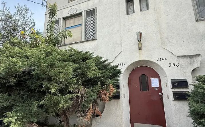 Pictures of Multifamily property located at 356 Laveta, Los Angeles, CA 90026 for sales - image #1