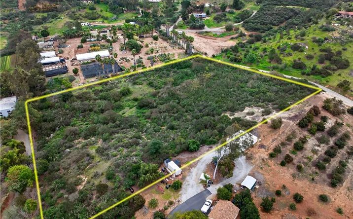 Pictures of Land property located at Rainbow Glen, Fallbrook, CA 92028 for sales - image #1