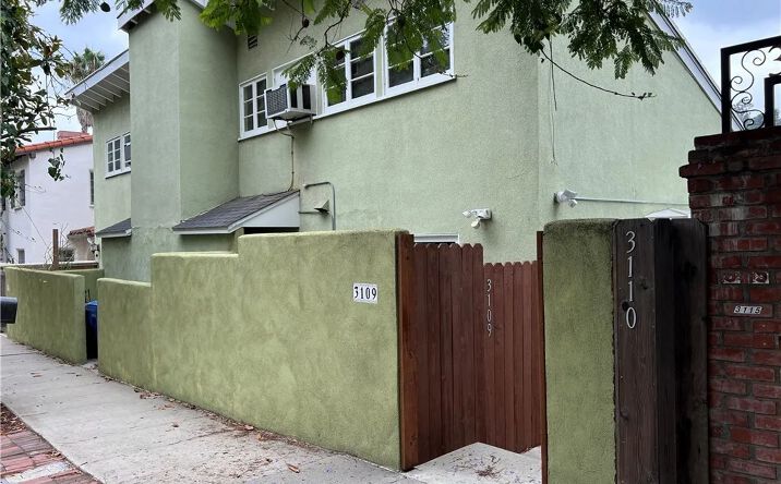 Pictures of Multifamily property located at 3107 Hollycrest, Los Angeles, CA 90068 for sales - image #1