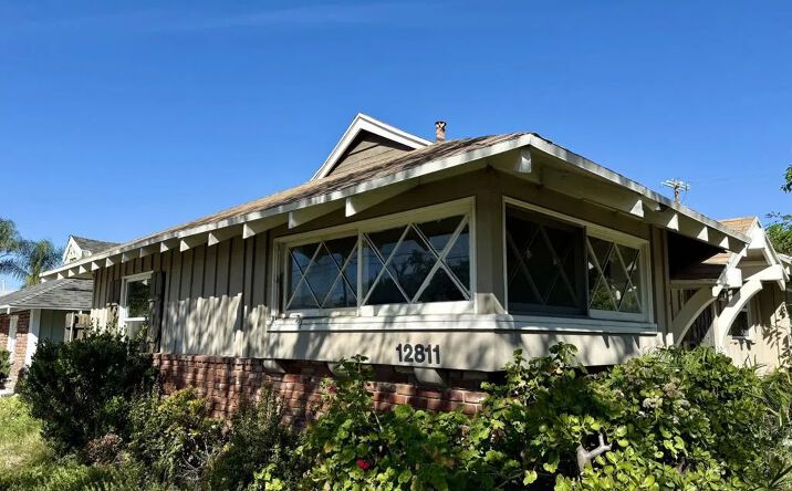 Pictures of Multifamily property located at 12811 Oxnard Street, Los Angeles, CA 91606 for sales - image #1