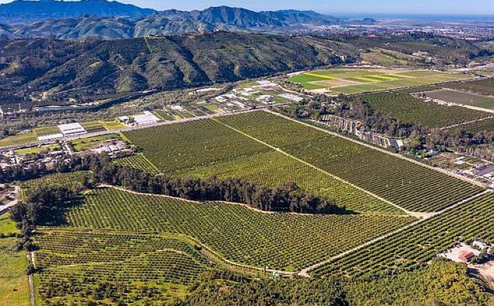 Pictures of Land property located at 9011 Los Angeles, Moorpark, CA 93021 for sales - image #1