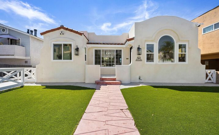 Pictures of Multifamily property located at 3764-3772 Villa Terrace, San Diego, CA 92104 for sales - image #1