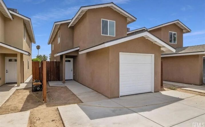 Pictures of Multifamily property located at 1413 Oregon, Bakersfield, CA 93305 for sales - image #1