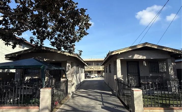 Pictures of Multifamily property located at 1419 E 15th, Long Beach, CA 90813 for sales - image #1