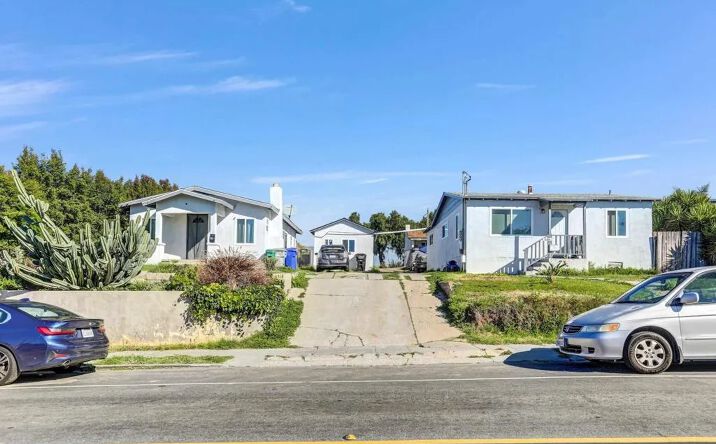 Pictures of Multifamily property located at 5314-16 Churchward, San Diego, CA 92114 for sales - image #1