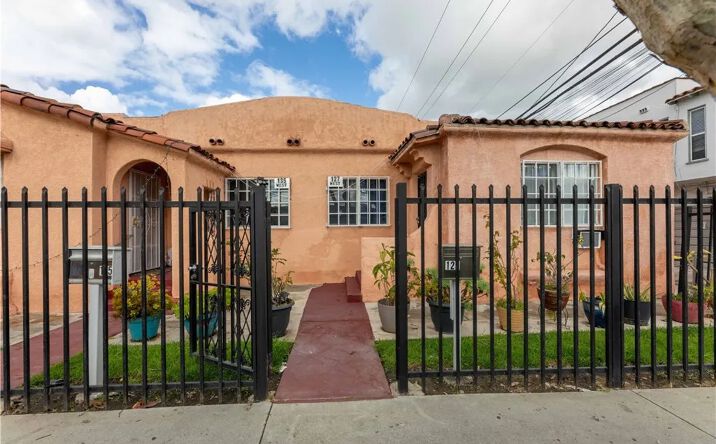 Pictures of Multifamily property located at 2000 Pacific, Long Beach, CA 90806 for sales - image #1