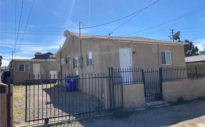 Pictures of Multifamily property located at 515 Clark, Barstow, CA 92311 for sales - image #1
