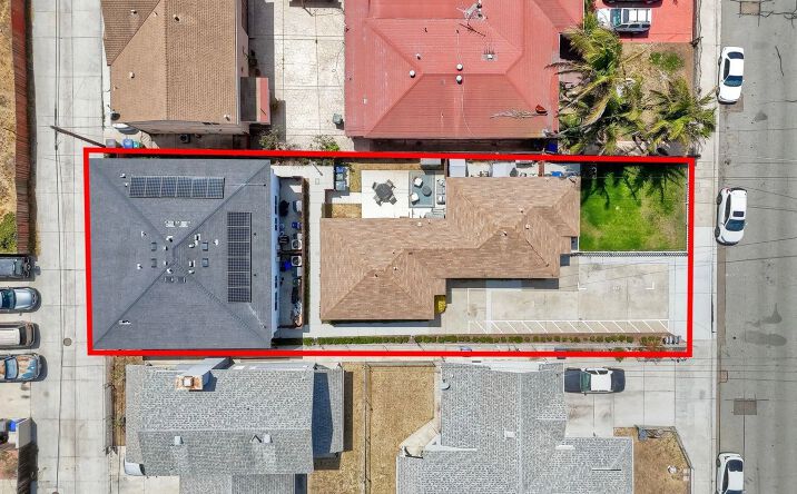 Pictures of Multifamily property located at 843-845 10th St, Imperial Beach, CA 91932 for sales - image #1