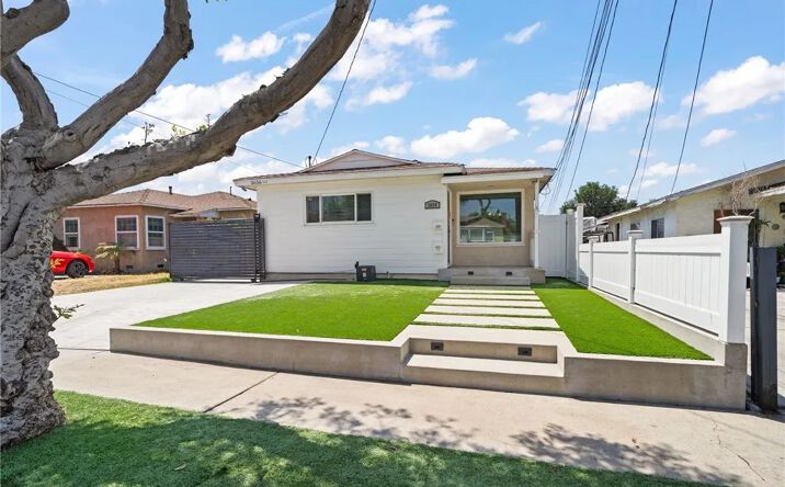Pictures of Multifamily property located at 3656 W 108th Street, Inglewood, CA 90303 for sales - image #1