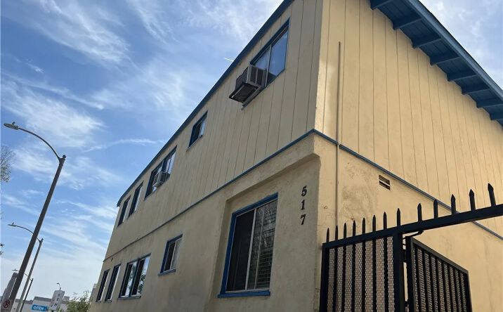 Pictures of Multifamily property located at 517 Loma, Los Angeles, CA 90017 for sales - image #1