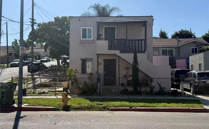 Pictures of Multifamily property located at 2426 Medford, Los Angeles, CA 90033 for sales - image #1