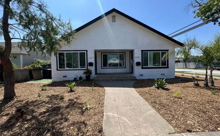 Pictures of Multifamily property located at 604 S Van Ness Avenue, Santa Ana, CA 92701 for sales - image #1