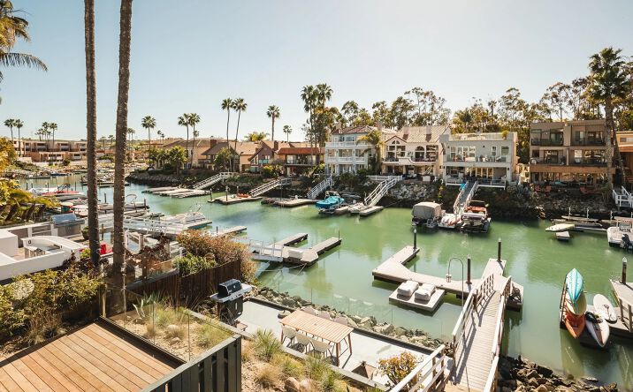 Pictures of Multifamily property located at 4627 Park Dr, Carlsbad, CA 92008 for sales - image #1