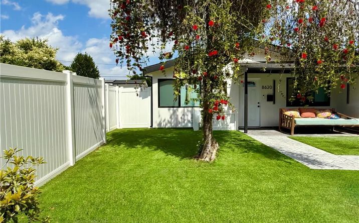 Pictures of Multifamily property located at 8620 Lubao Avenue, Winnetka, CA 91306 for sales - image #1