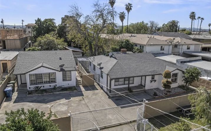 Pictures of Multifamily property located at 14722 Strathern, Panorama City, CA 91402 for sales - image #1