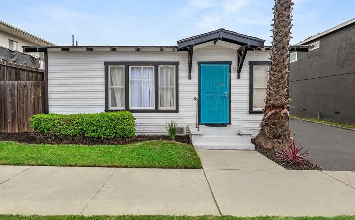 Pictures of Multifamily property located at 1842 Temple Avenue, Signal Hill, CA 90755 for sales - image #1