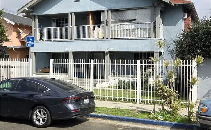 Pictures of Multifamily property located at 4512 Weslet, Los Angeles, CA 90037 for sales - image #1