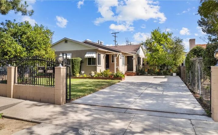 Pictures of Multifamily property located at 5658 Willowcrest Ave, North Hollywood, CA 91601 for sales - image #1