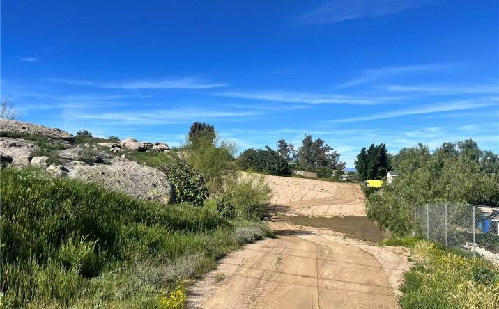 Pictures of Land property located at Marquez, Perris, CA 92570 for sales - image #1