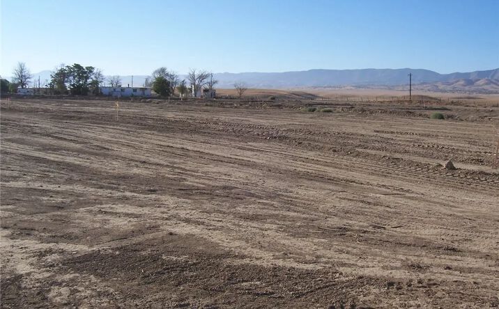 Pictures of Land property located at Bell, New Cuyama, CA 93254 for sales - image #1