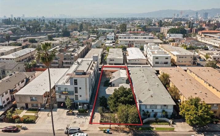 Pictures of Multifamily property located at 955 N Normandie, Los Angeles, CA 90029 for sales - image #1