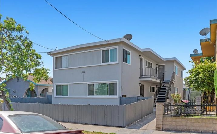 Pictures of Multifamily property located at 233 W Oliver Street, San Pedro, CA 90731 for sales - image #1