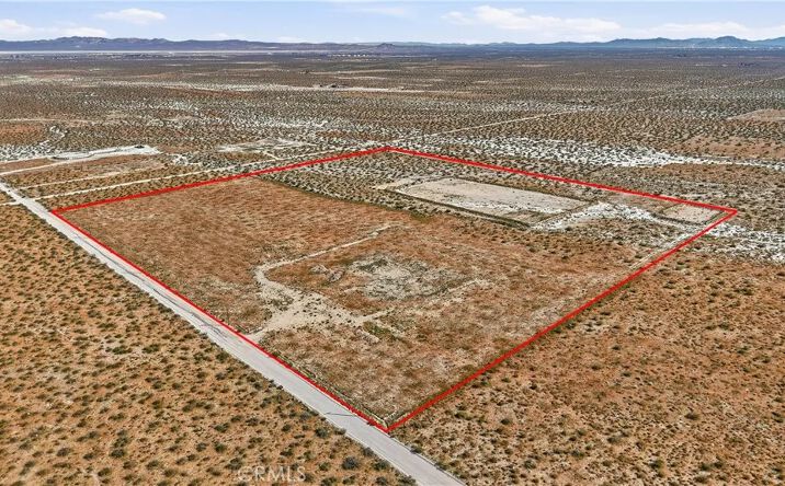 Pictures of Land property located at 14765 Oasis, Phelan, CA 92371 for sales - image #1