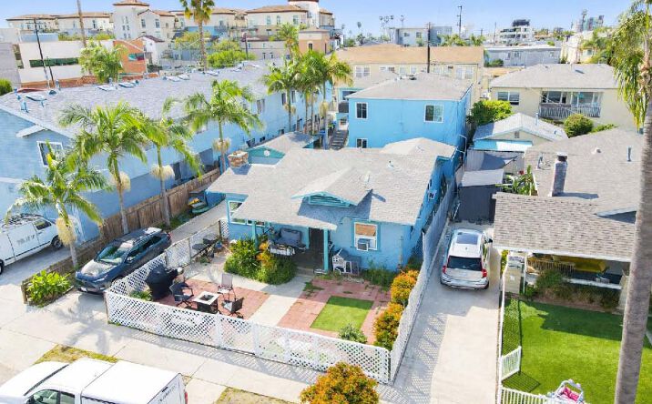 Pictures of Multifamily property located at 4010-4016 Illinois St, San Diego, CA 92104 for sales - image #1