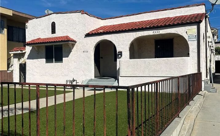Pictures of Multifamily property located at 4533 Saturn, Los Angeles, CA 90019 for sales - image #1