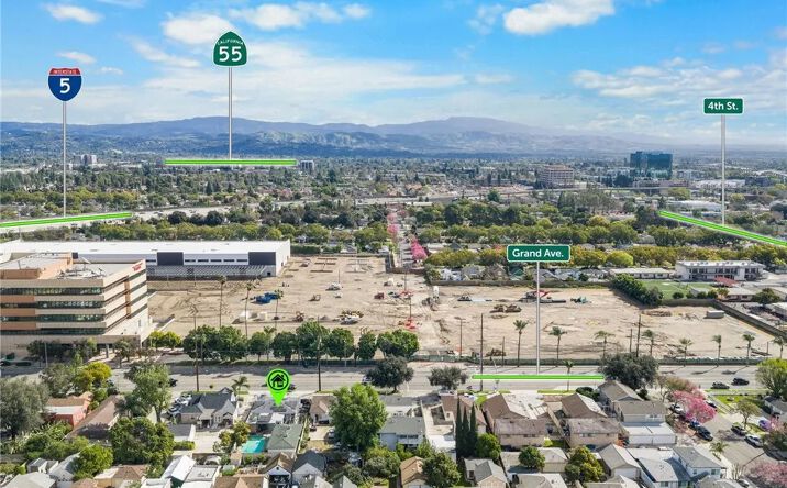 Pictures of Multifamily property located at 626 N Grand, Santa Ana, CA 92701 for sales - image #1