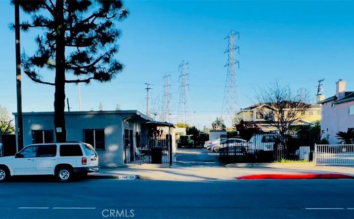 Pictures of Multifamily property located at 7926 Garfield, Bell Gardens, CA 90201 for sales - image #1