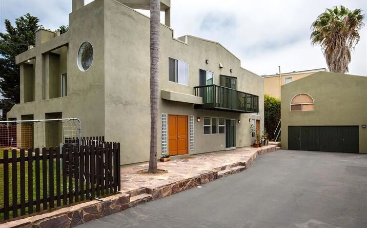 Pictures of Multifamily property located at 251 E Glaucus Street, Encinitas, CA 92024 for sales - image #1