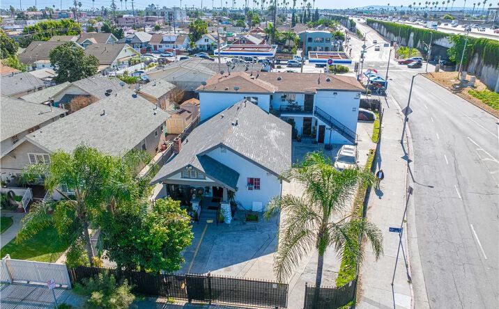 Pictures of Multifamily property located at 340 W 62nd Street, Los Angeles, CA 90003 for sales - image #1