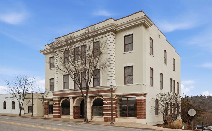 Pictures of Office property located at 2 N College Ave, Fayetteville, AR 72701 for sales - image #1