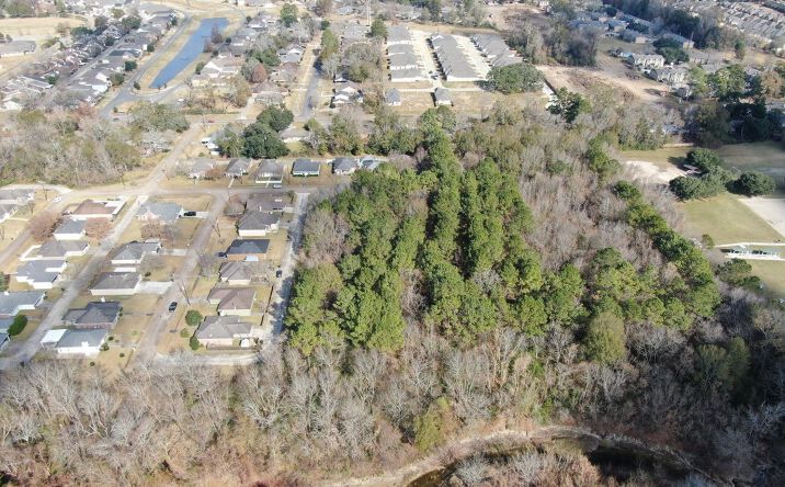 Pictures of Land property located at 15746 Tiger Bend Road, Baton Rouge, LA 70817 for sales - image #1