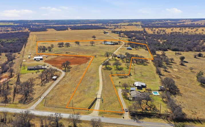 Pictures of Land property located at 11025 Brock Hwy, Lipan, TX 76462 for sales - image #1