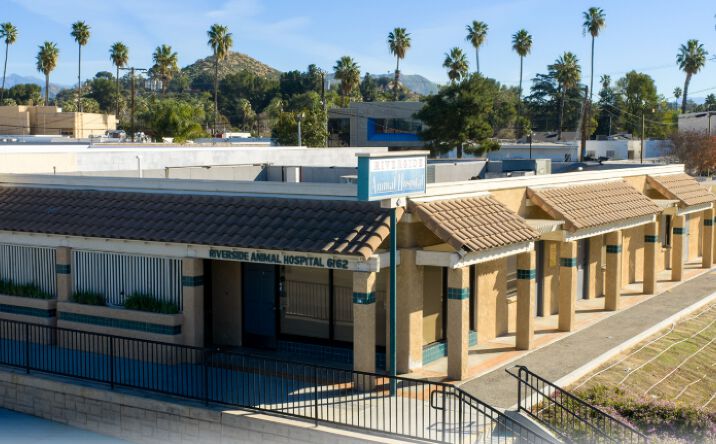 Pictures of Retail property located at 6162 Magnolia Ave, Riverside, CA 92506 for sales - image #1