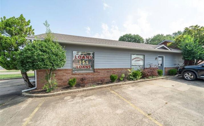 Pictures of Business for Sale, Office, Retail property located at 2104 N Broadway Street B, Poteau, OK 74953 for sales - image #1