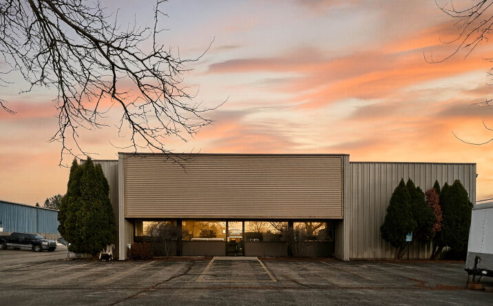 Pictures of Business for Sale, Industrial property located at 808 Hicks Dr, Elburn, IL 60119 for sales - image #1