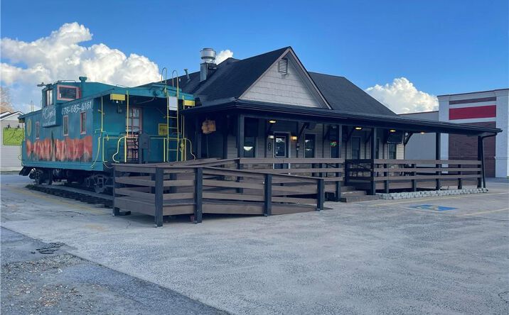 Pictures of Business for Sale, Retail property located at 406 N Piedmont Avenue, Rockmart, GA 30153 for sales - image #1